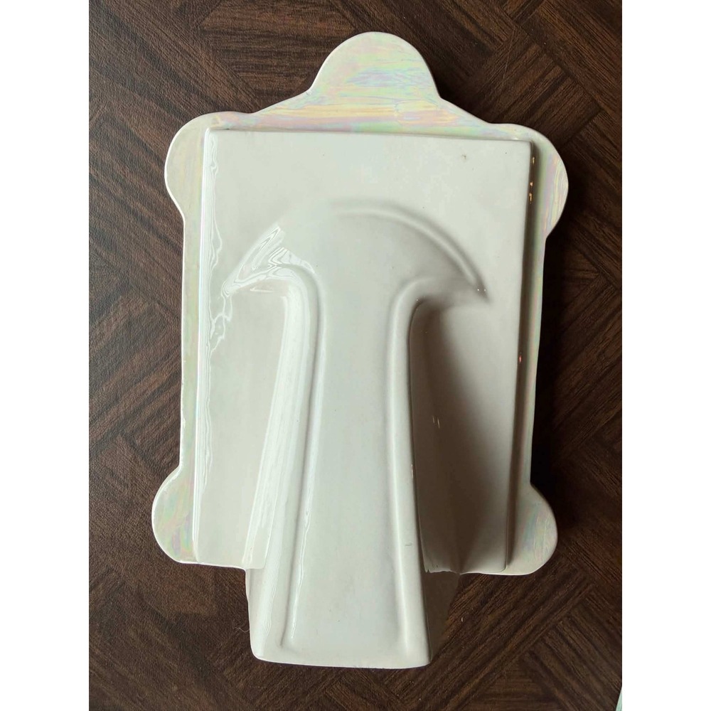 Russ Berrie Four Seasons Iridescent Pearl Ceramic Seashell Picture Frame 4x6